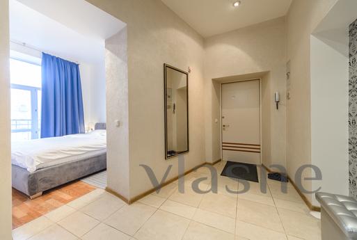 Apartment with a terrace on Khreshchatyk, Kyiv - apartment by the day