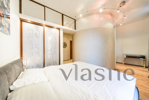Apartment with a terrace on Khreshchatyk, Kyiv - apartment by the day