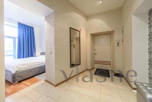 Apartment with a terrace on Khreshchatyk, Kyiv - apartment by the day