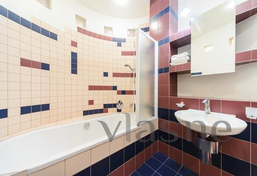 Apartment with a terrace on Khreshchatyk, Kyiv - apartment by the day