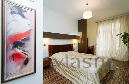 Basseinaya Str. 17, Kyiv - apartment by the day