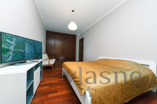 Khreshchatyk, 23, Kyiv - apartment by the day