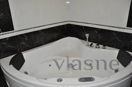 Apartment with Jacuzzi, Melitopol - apartment by the day