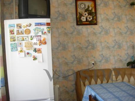 Rent one room apartment with a sea view, Sudak - apartment by the day