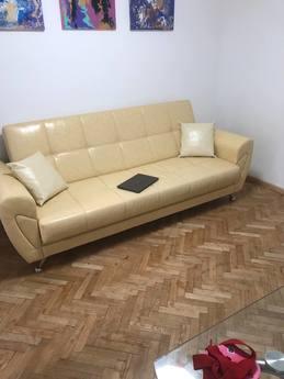2 комнатная квартира возле метро, Киев - квартира посуточно