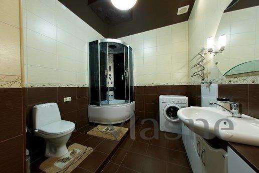 3 BR. Apartments in Arcadia Palace, Odessa - apartment by the day