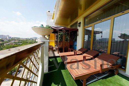 2 BR. Apartments in Arcadia Palace, Odessa - apartment by the day