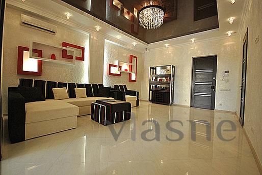WARNING! 2 BR. apartment from the owner, Odessa - apartment by the day