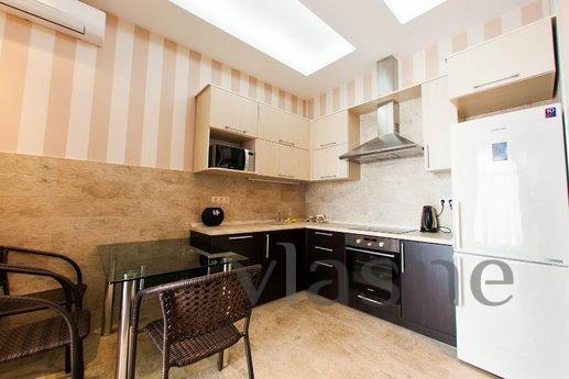 3 rooms apartment near the beach, Odessa - apartment by the day