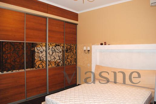 Near the Sea - 250 m, Odessa - apartment by the day