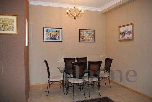 Near the Sea - 250 m, Odessa - apartment by the day