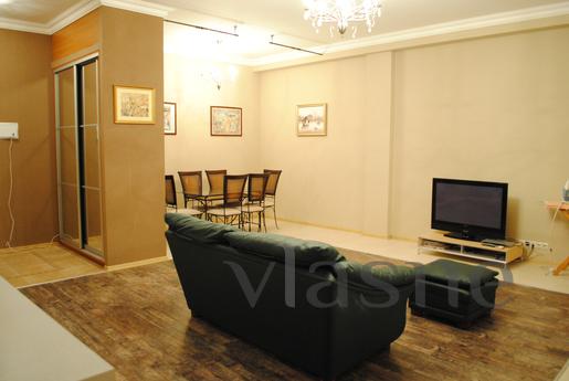Near the Sea - 250 m, Odessa - apartment by the day