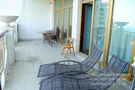 Near the Sea - 250 m, Odessa - apartment by the day