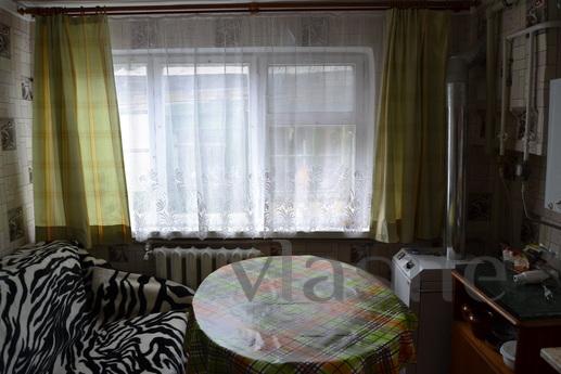 A cozy house with a large pergola and Do, Yevpatoriya - apartment by the day