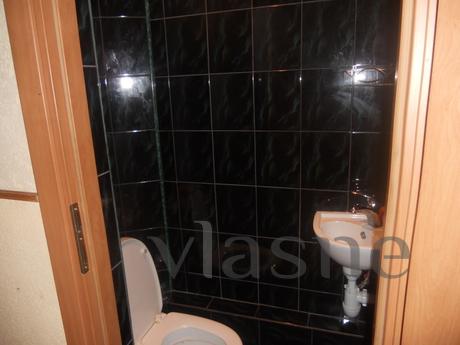 Rent 2-bedroom apartment with garage, Yalta - apartment by the day