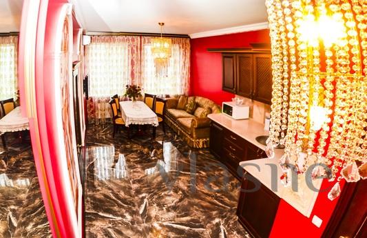 Its luxury apartment in the new building, Odessa - apartment by the day
