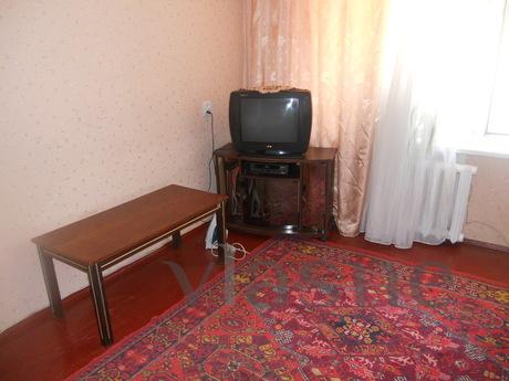 Two-bedroom apartment in the center of S, Sudak - apartment by the day