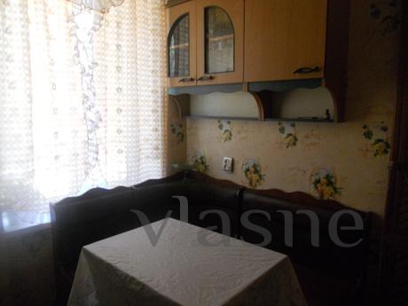 Two-bedroom apartment in the center of S, Sudak - apartment by the day