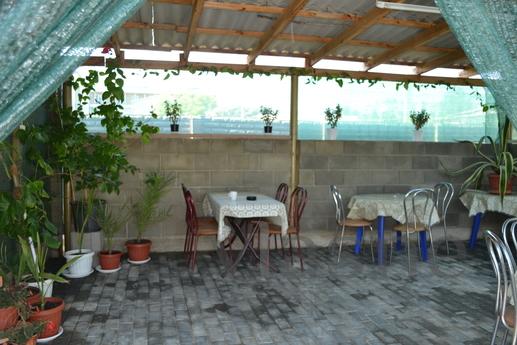 Rooms at 5 minutes from the sea!, Sudak - apartment by the day