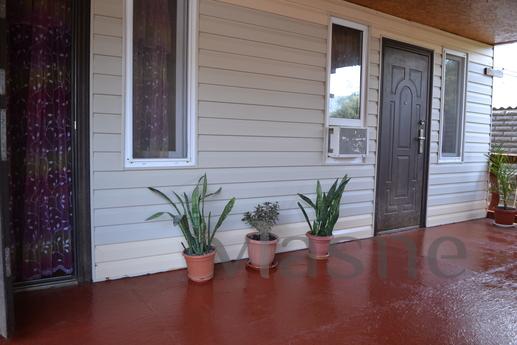 Rooms at 5 minutes from the sea!, Sudak - apartment by the day