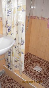 second floor of the house 3 rooms, Sudak - apartment by the day