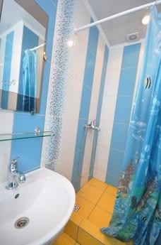 Номера в 7 минутах (600м ) от моря, Судак - квартира посуточно