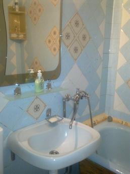 Сдам квартиру посуточно с wi-fi  центр, Сумы - квартира посуточно