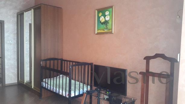house near the sea, Yevpatoriya - apartment by the day