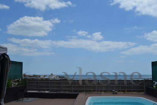 VIP Cottage 1 line from the sea, Chernomorsk (Illichivsk) - apartment by the day