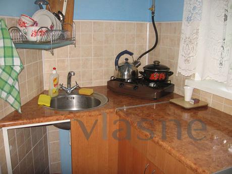Rent one-room house on the land, Yevpatoriya - apartment by the day