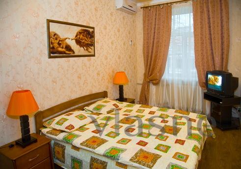 In the center of Odessa, Odessa - apartment by the day