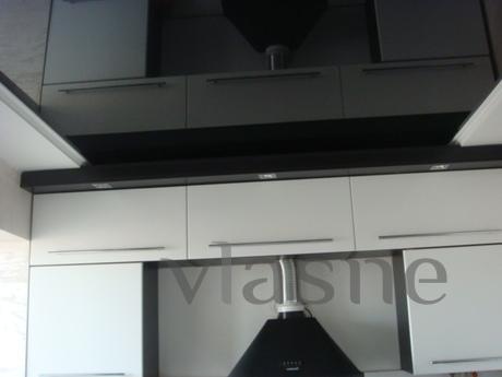APARTMENT IN THE STYLE OF HI-TECH, Mykolaiv - apartment by the day