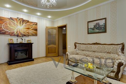 Apartments in the park, Yevpatoriya - apartment by the day