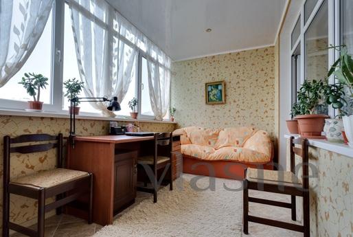 Apartments in the park, Yevpatoriya - apartment by the day