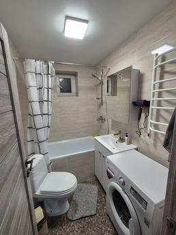 Затишний будиночок поруч з басейнами, Берегово - квартира посуточно