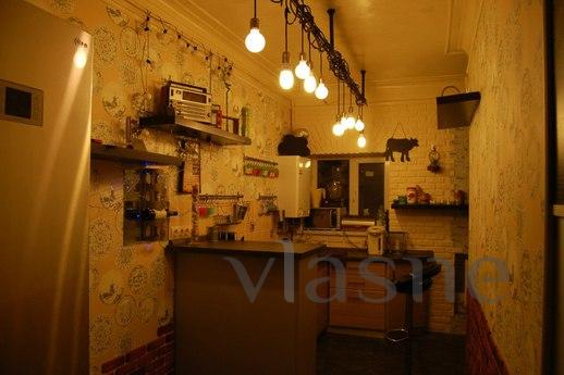 2 bedroom, in the heart of the city!, Odessa - apartment by the day