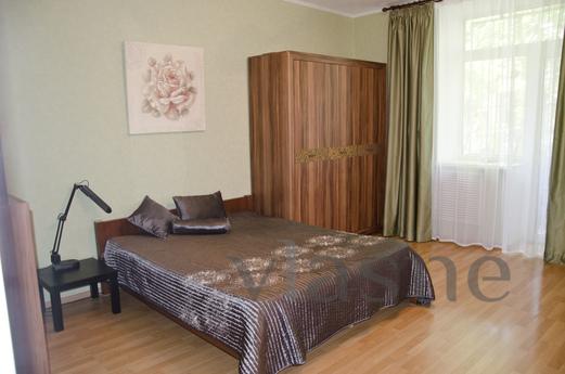 3 bedroom apartment French Boulevard, Odessa - apartment by the day