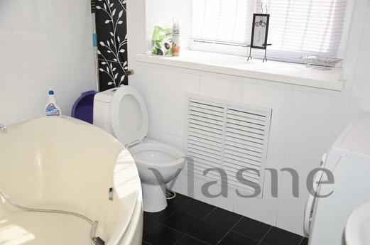 3 bedroom apartment French Boulevard, Odessa - apartment by the day