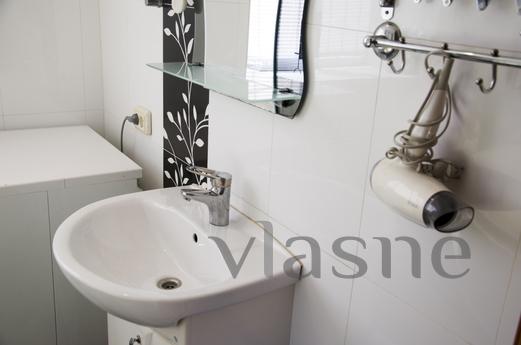 3 bedroom apartment French Boulevard, Odessa - apartment by the day