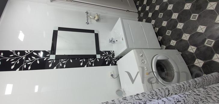 3 bedroom apartment French Boulevard, Odessa - apartment by the day