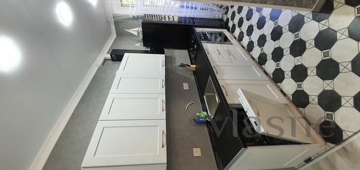 3 bedroom apartment French Boulevard, Odessa - apartment by the day