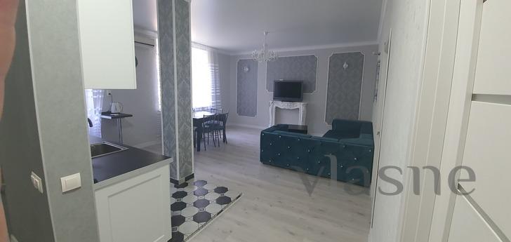 3 bedroom apartment French Boulevard, Odessa - apartment by the day