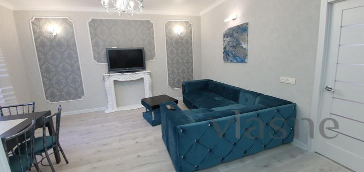 3 bedroom apartment French Boulevard, Odessa - apartment by the day