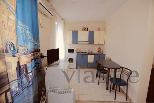 1 bedroom apartment in the center, Kyiv - apartment by the day