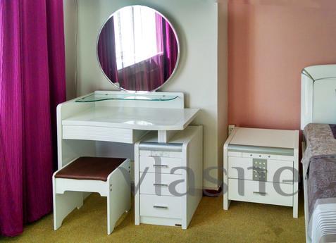 2 bedroom Karl Marx Center, Station, Dnipro (Dnipropetrovsk) - apartment by the day