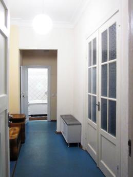 2 bedroom Karl Marx Center, Station, Dnipro (Dnipropetrovsk) - apartment by the day