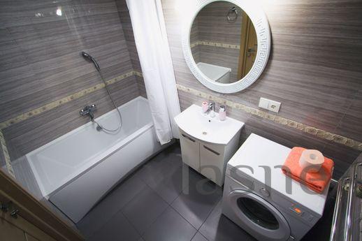 Modern apartment on Pr Polya (Kirova), Dnipro (Dnipropetrovsk) - apartment by the day