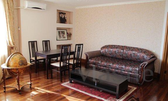 New building
Apartment is fully furnished
Two balconies
Hous