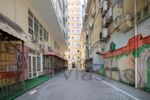 Большая Студия в центре города, Севастополь - квартира посуточно