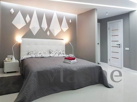 Luxurious studio with Jacuzzi in center, Kyiv - apartment by the day